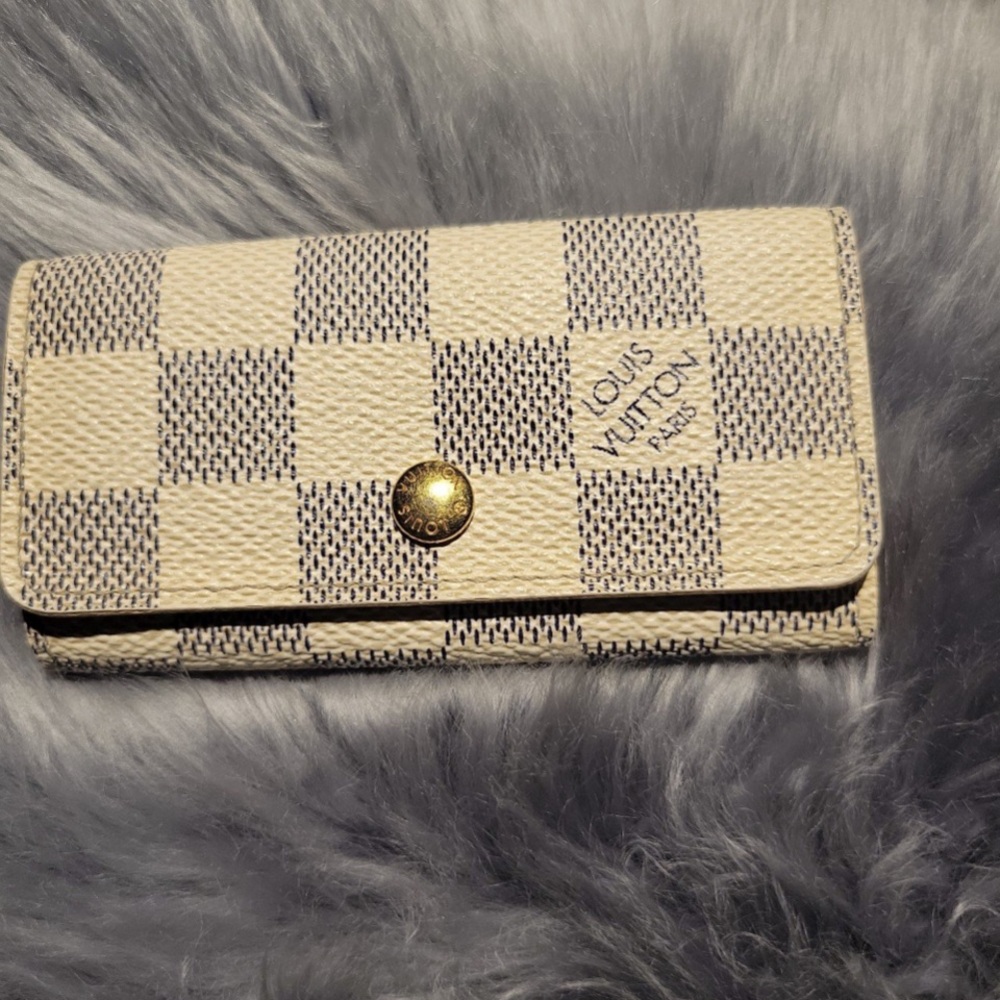 Louis Vuitton Damier Azur Keycase
